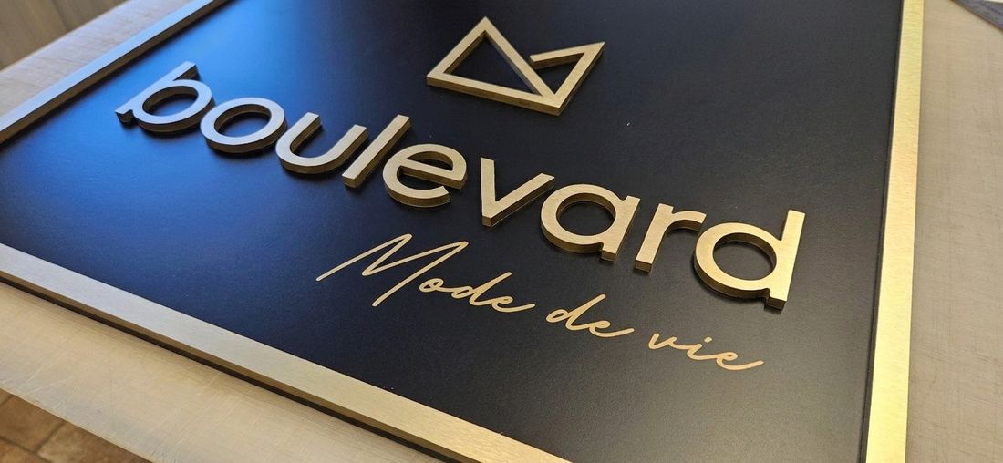 Gold lettering plaque