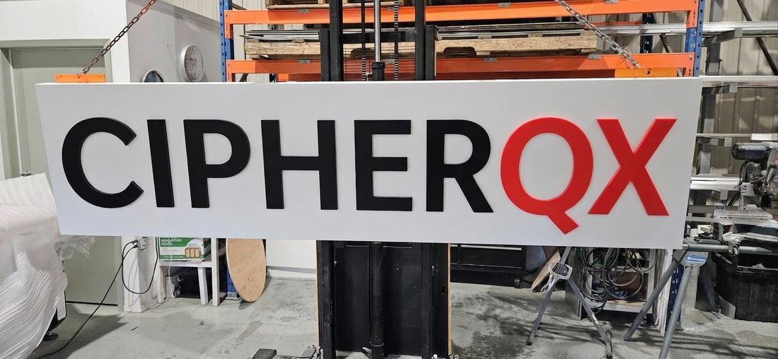 Non-illuminated dimensional letter sign